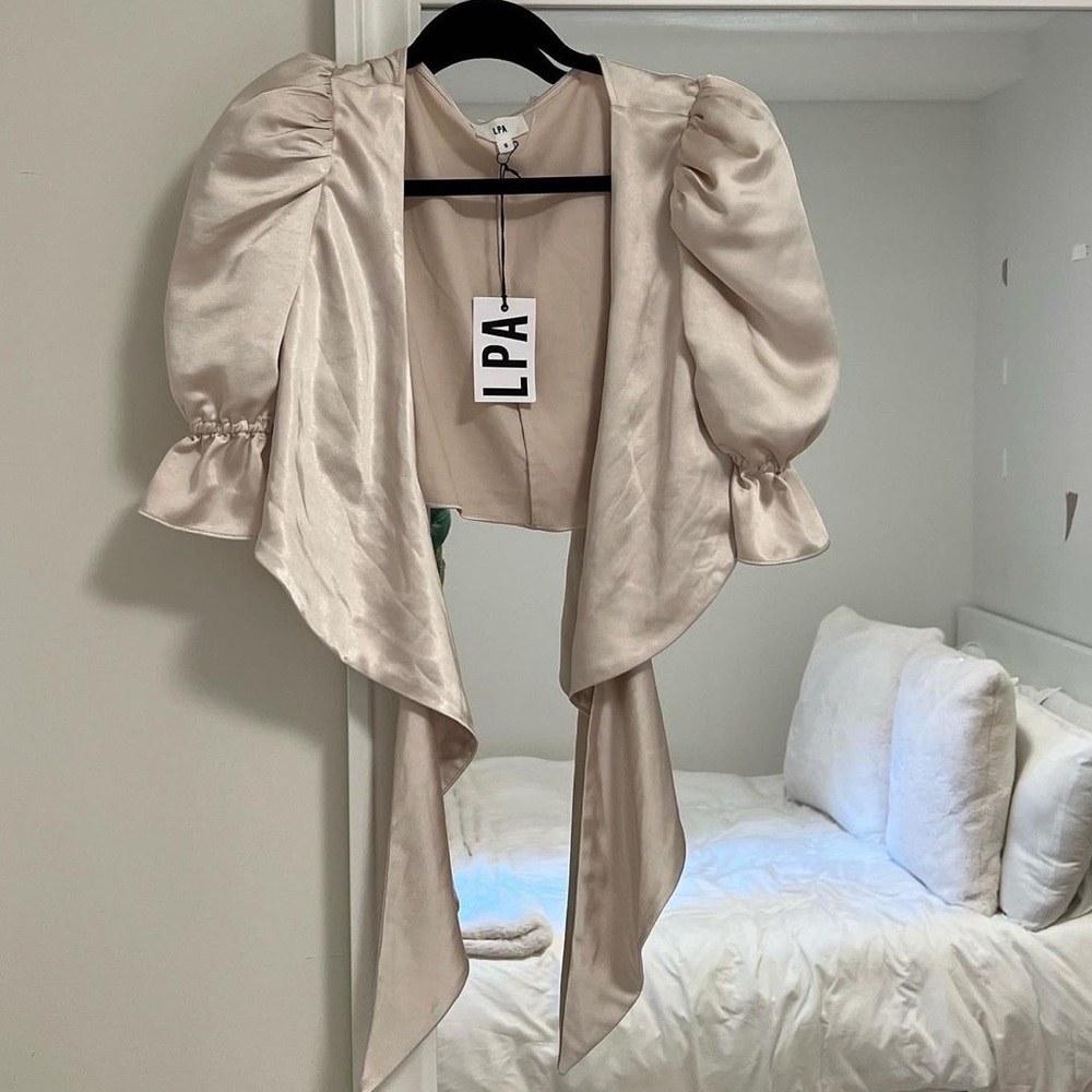 LPA Revolve Top (NWT) - Picture 2 of 2